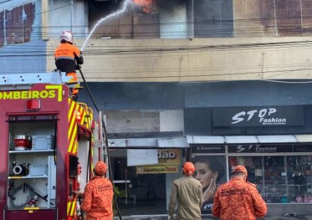 Vítima relata momentos de desespero durante incêndio no Campos Shopping