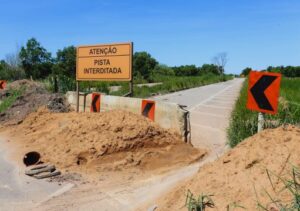 DER-RJ diz Pare e Siga é inviável e Estrada dos Ceramistas seguirá bloqueada