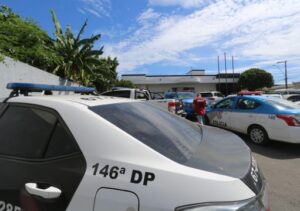 Travesti é esfaqueada em crime passional no Parque Prazeres