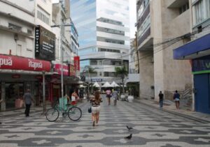 Comércio de Campos poderá abrir no feriado de 6 de agosto