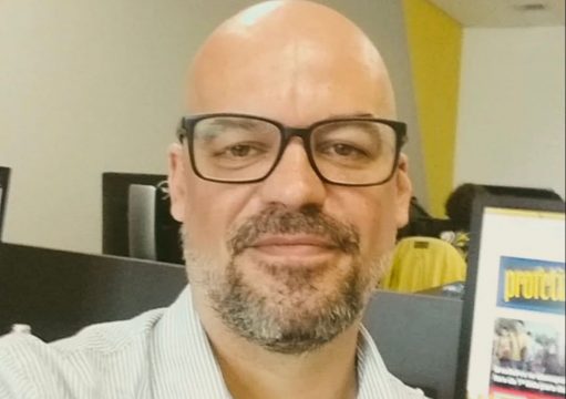 Jornalista Rafael Vargas morre aos 48 anos no Rio de Janeiro Jornalista Rafael Vargas morre aos 48 anos no Rio de Janeiro