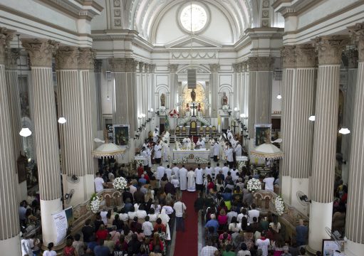 Missa Solene reúne autoridades e fiéis na celebração da Festa do Santíssimo Salvador Missa Solene reúne autoridades e fiéis na celebração da Festa do Santíssimo Salvador