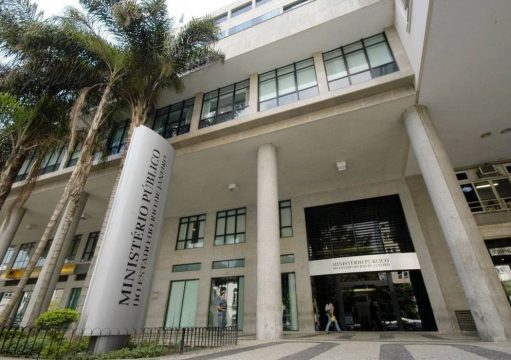 Turista norte-americano vira réu após agredir namorada no Rio MPRJ ajuíza ação para garantir condições mínimas de funcionamento dos Conselhos Tutelares de Campos