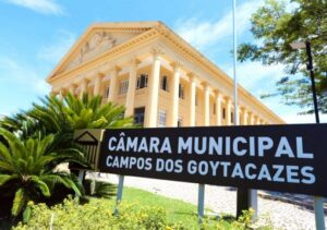 Audiência pública debate demora no atendimento oncológico e regulação estadual em Campos Um ano após eleição, Câmara de Campos teve nove mudanças