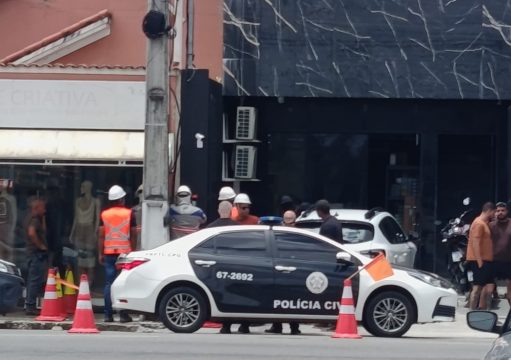 Polícia Civil e Enel fiscalizam furtos de energia elétrica em Campos Polícia Civil e Enel fiscalizam furtos de energia elétrica em Campos