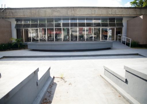 Ruas da Pelinca têm interdições parciais para reabertura do Palácio da Cultura Ruas da Pelinca têm interdições parciais para reabertura do Palácio da Cultura