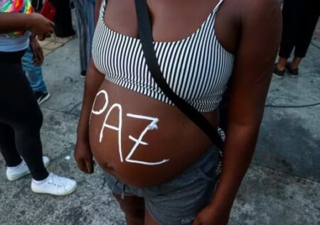 20 anos de Dossiê Mulher: violência psicológica na internet aumentou 5.000% em uma década