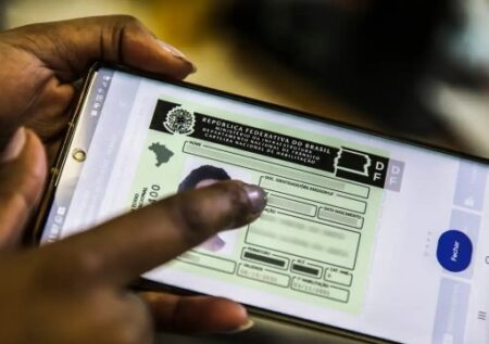 Contran aprova resolução que retira exigência de autoescola para CNH