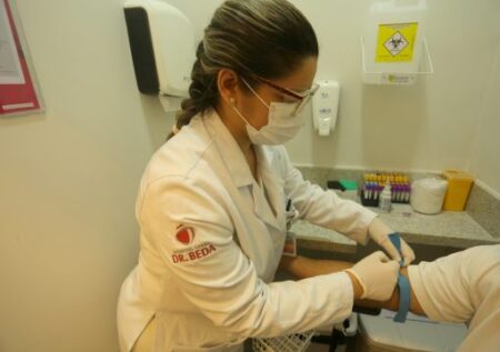 Exames de sangue e avaliação genética para doenças hematológicas