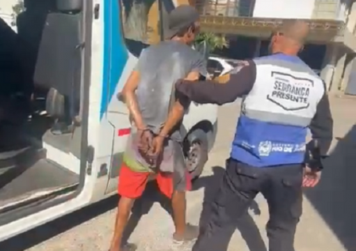 Furto de cabos se repete no Centro de Campos e homem é preso Furto de cabos se repete no Centro de Campos e homem é preso