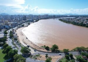Onda de calor marca semana do Natal; Campos tem previsão de temperaturas altas