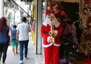 Preferência por lojas físicas e alta intenção de compra elevam expectativa do comércio para o Natal em Campos