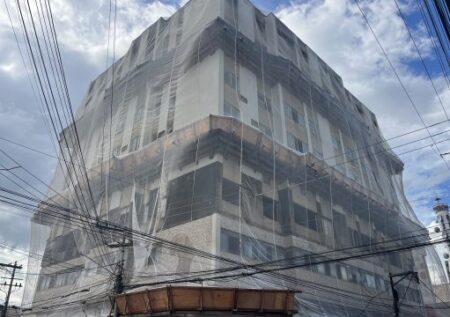 Demolição do Prédio Itu já em andamento