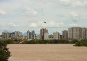 Calor e pancadas de chuva em Campos, com instabilidade nos próximos dias Fogo Cruzado em Guarus