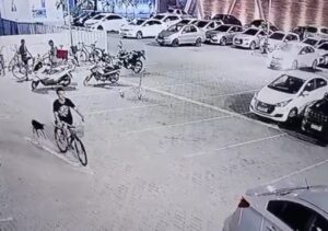 Suspeito é detido com bicicleta furtada no shopping de Guarus