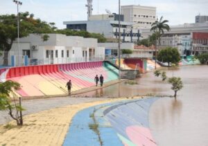 Após atingir 8,72 metros, Paraíba baixa 30 centímetros em 24 horas