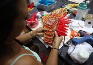 Congos leva “O Canto da Resistência Ancestral” para a Avenida do Samba