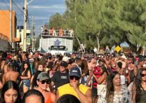 Fim de Semana da Ressaca promete manter o clima de Carnaval no Farol e em Lagoa de Cima Fim de Semana da Ressaca promete manter o clima de Carnaval no Farol e em Lagoa de Cima