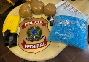 PF prende homem em flagrante após receber encomenda com 5KG de cocaína