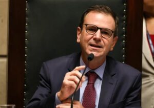 Paes confirma aliança com MDB e anuncia Jane Reis como vice na disputa pelo Governo do RJ Paes confirma aliança com MDB e anuncia Jane Reis como vice na disputa pelo Governo do RJ