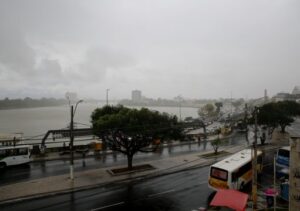 Temporais em Campos e Estado do Rio em alerta de  perigo meteorológico