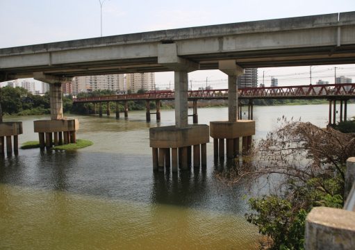 Arquiteto propõe uso emergencial da Ponte Leonel Brizola após interdição da Barcelos Martins Arquiteto propõe uso emergencial da Ponte Leonel Brizola após interdição da Barcelos Martins