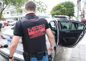 Atuação contra infiltração de agentes públicos no crime organizado ganha força no MPRJ
