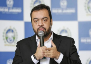 Cláudio Castro cumpre agenda em Campos para lançamento da obra do Batalhão de Guarus