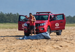 Corpo de homem é encontrado na Praia de Grussaí, em São João da Barra