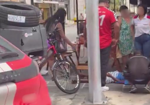 Criança fica ferida após colisão entre carro e bicicleta elétrica em Campos Criança fica ferida após colisão entre carro e bicicleta elétrica em Campos