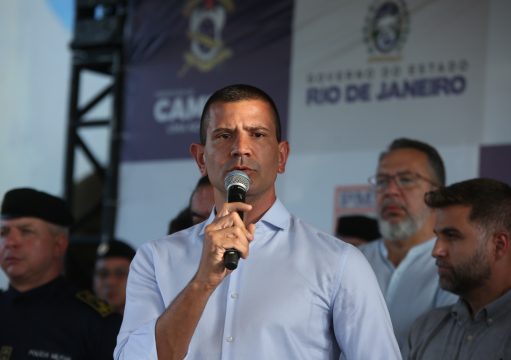 Em eleição contestada, Douglas Ruas é eleito presidente da Alerj Douglas Ruas anuncia obras emergenciais na Ponte Bacrelos Martins, a pedido de Wladimir