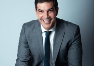 Fabrício Massote: cirurgia plástica em que bisturi é o pincel Fabrício Massote: cirurgia plástica em que bisturi é o pincel