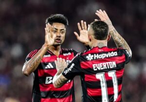Flamengo enfrenta o Cruzeiro no Maracanã pelo Brasileirão