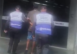 Foragido por roubo em Cabo Frio é identificado por câmeras e preso em Campos Foragido por roubo em Cabo Frio é identificado por câmeras e preso em Campos