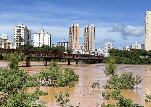 Prefeitura orienta sobre alternativas para a travessia do Paraíba Prefeitura orienta sobre alternativas para a travessia do Paraíba