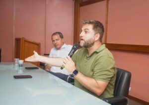 Wladimir comunica saída oficial e transmitirá cargo para Frederico na quinta