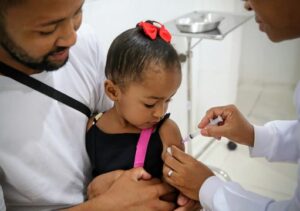 Centro Municipal de Imunização mantém atendimento especial no feriado