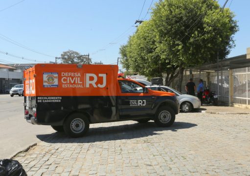 Corpo é encontrado carbonizado dentro de residência no Pq. Rosário Corpo é encontrado carbonizado dentro de residência no Pq. Rosário