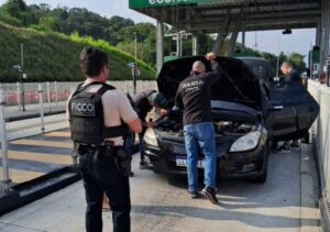 Foragido ligado a operação contra contrabando de cigarros em Campos é preso