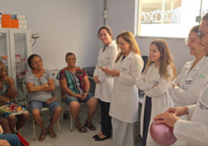 Grupo de educação em saúde no IPS fortalece cuidado e convivência entre idosos