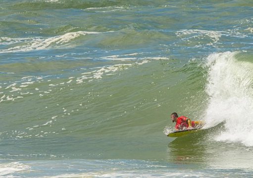 Hugo Pessanha é destaque no Macaé Master Bodyboarding Hugo Pessanha é destaque no Macaé Master Bodyboarding