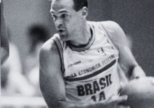 Morre aos 68 anos, Oscar Schmidt, ídolo do basquete brasileiro