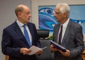 Redistribuição dos royalties do petróleo mobiliza reunião da Firjan e governo interino Redistribuição dos royalties do petróleo mobiliza reunião da Firjan e governo interino