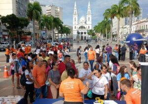 Em Campos, passeata e panfletagem no Dia Nacional de Combate ao Abuso e à Exploração Sexual de Crianças e Adolescentes