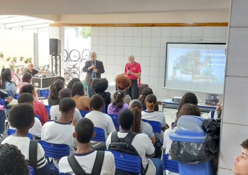 Ex-engenheiro da NASA realiza jornada de palestras em Campos e região Ex-engenheiro da NASA realiza jornada de palestras em Campos e região