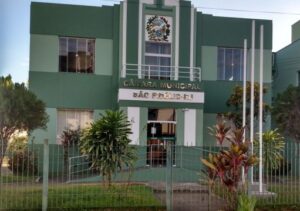 MPRJ cumpre mandados de busca em investigação sobre ‘rachadinha’ na Câmara de São Fidélis