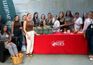 Mães colaboradoras do Ases ganham dia especial de cuidado e relaxamento