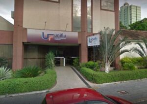 Mesa-redonda no Uniflu debate saúde mental e cuidado em liberdade