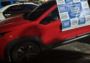 Veículo clonado é encontrado abandonado em Campos após denúncia de morador