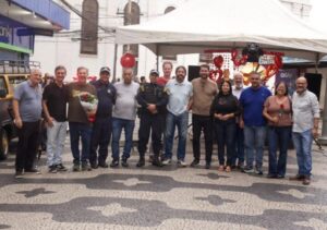 Dia dos Namorados une Prefeitura e entidades para revitalização do Centro de Campos Dia dos Namorados une Prefeitura e entidades para revitalização do Centro de Campos